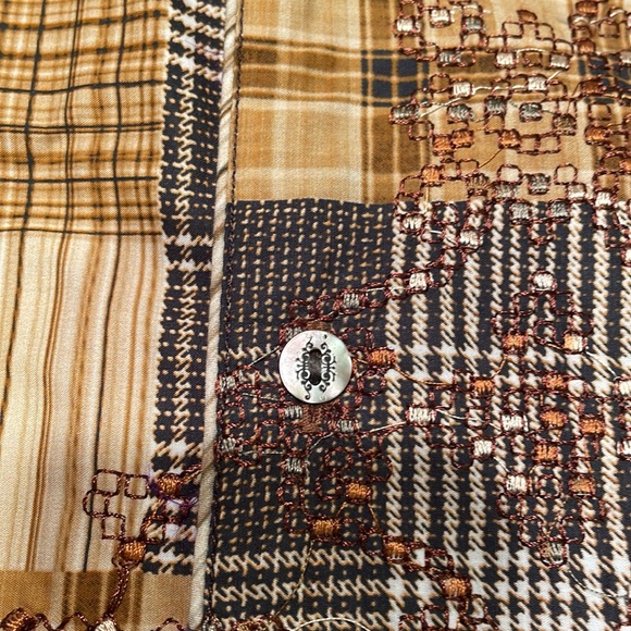 Robert Graham limited edition button down shirt size XL - Picture 12 of 13